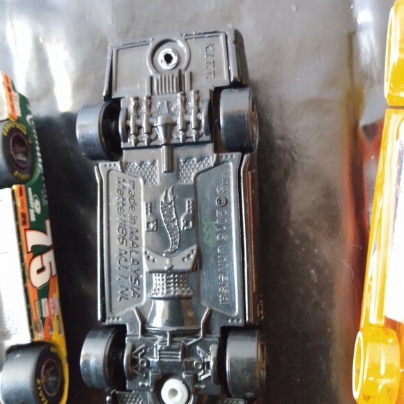 Hot wheels - Picture 10 of 13